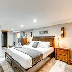 Pet-Friendly Pocono Lake Home With Private Hot Tub!